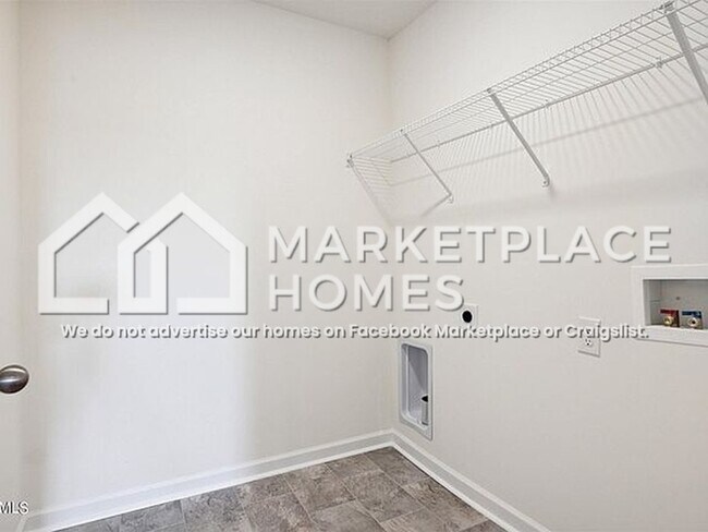 Building Photo - 1675 Pebblestone Ct