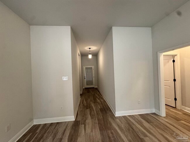 Building Photo - 5723 Maggie Rose Cir