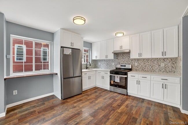 Building Photo - 4297 Kepler Ave