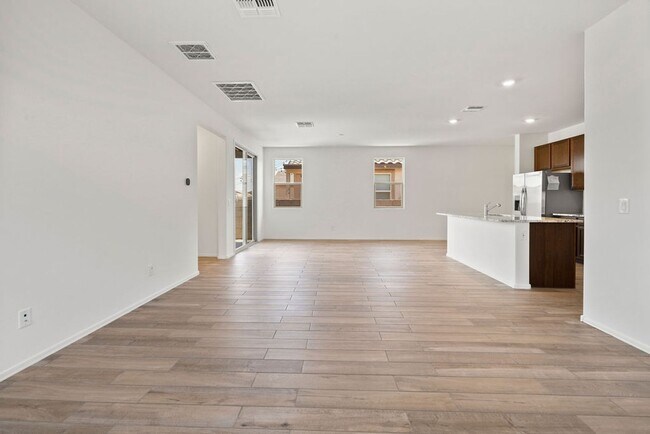 Building Photo - Beautiful Brand New 3 Bedroom Home with De...