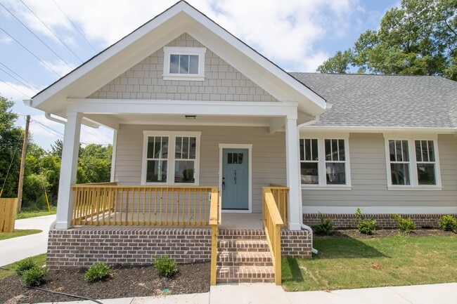 Building Photo - Pick Your Neighbors! Brand-New 3 Bed, 3 Ba...