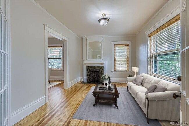 Building Photo - Charming and Historic 3 bedroom home