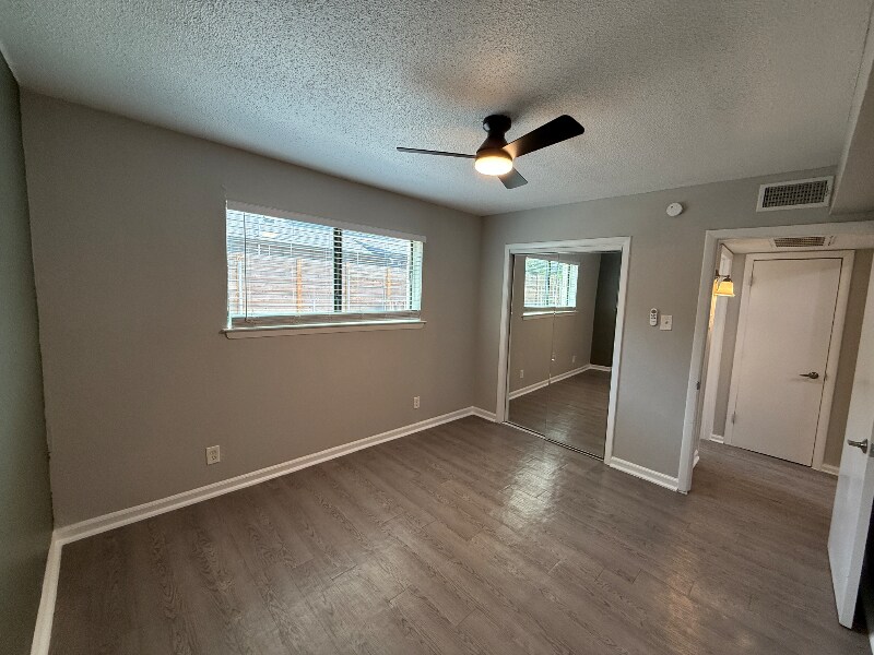 Building Photo - 5221 Bonita Ave