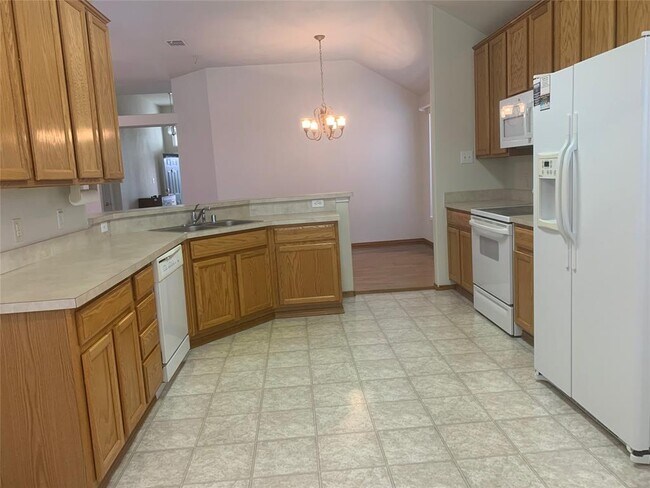 Building Photo - 313 Foreston Dr