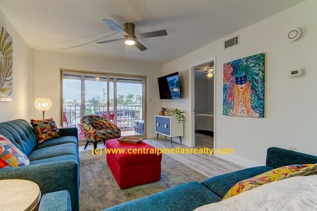 Building Photo - 175 116th Ave