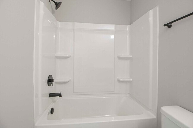 Building Photo - 403 Jonathan Wade Cir