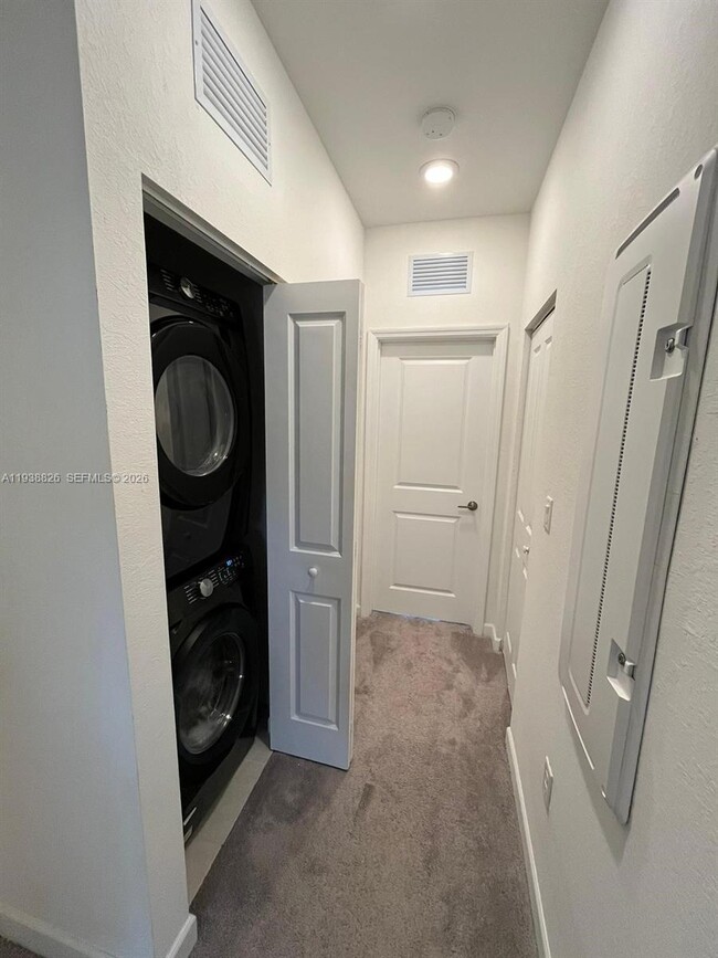 Building Photo - 9941 SW 228th Terrace