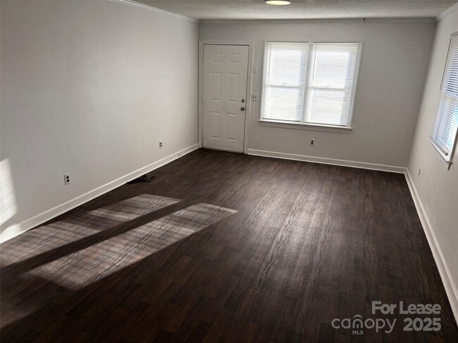 Building Photo - 3712 Tom Greene Rd