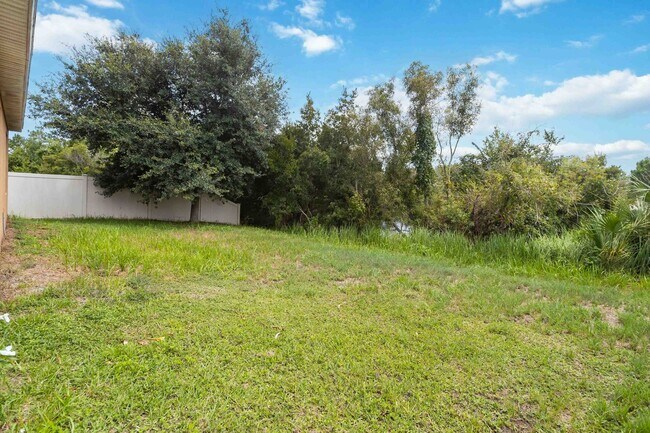Building Photo - 2318 Sequoia Way