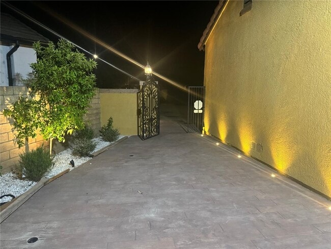 Building Photo - 7036 Sausalito Ave