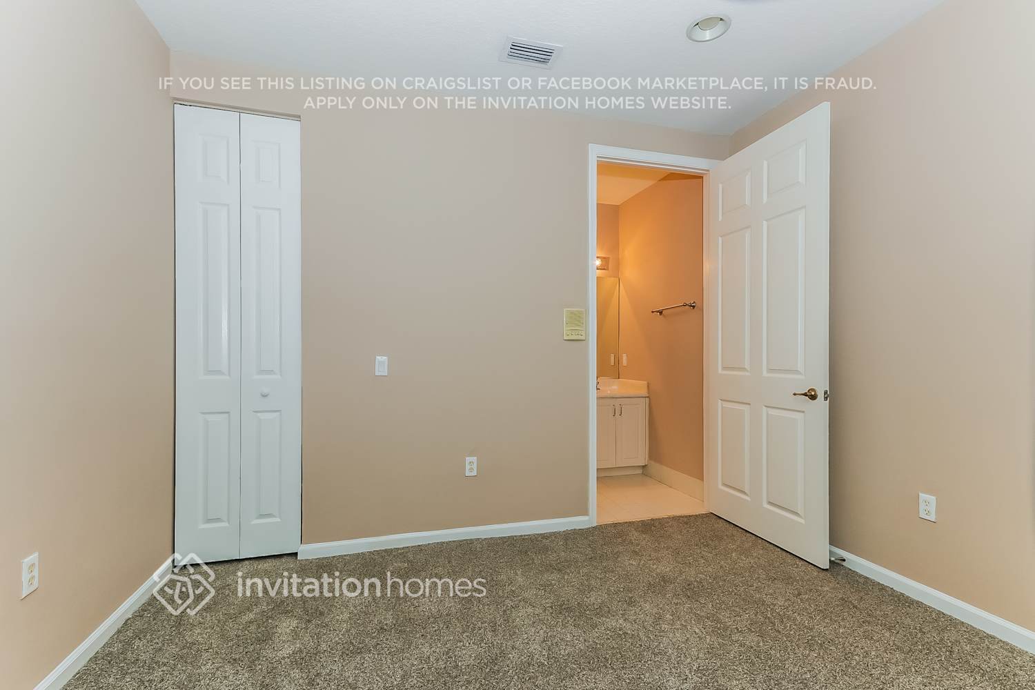 Building Photo - 1334 Piazza Pitti