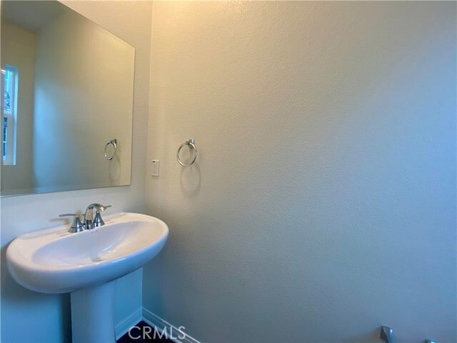 Building Photo - 3943 E Carmel Privado