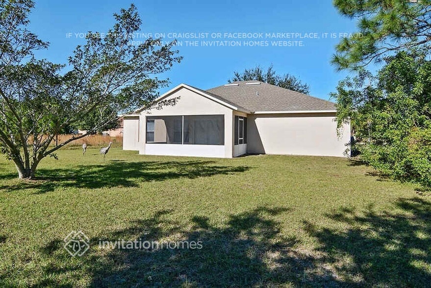 Building Photo - 5807 NW Carr Ct