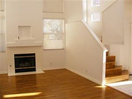 Building Photo - 28425 Pueblo Dr
