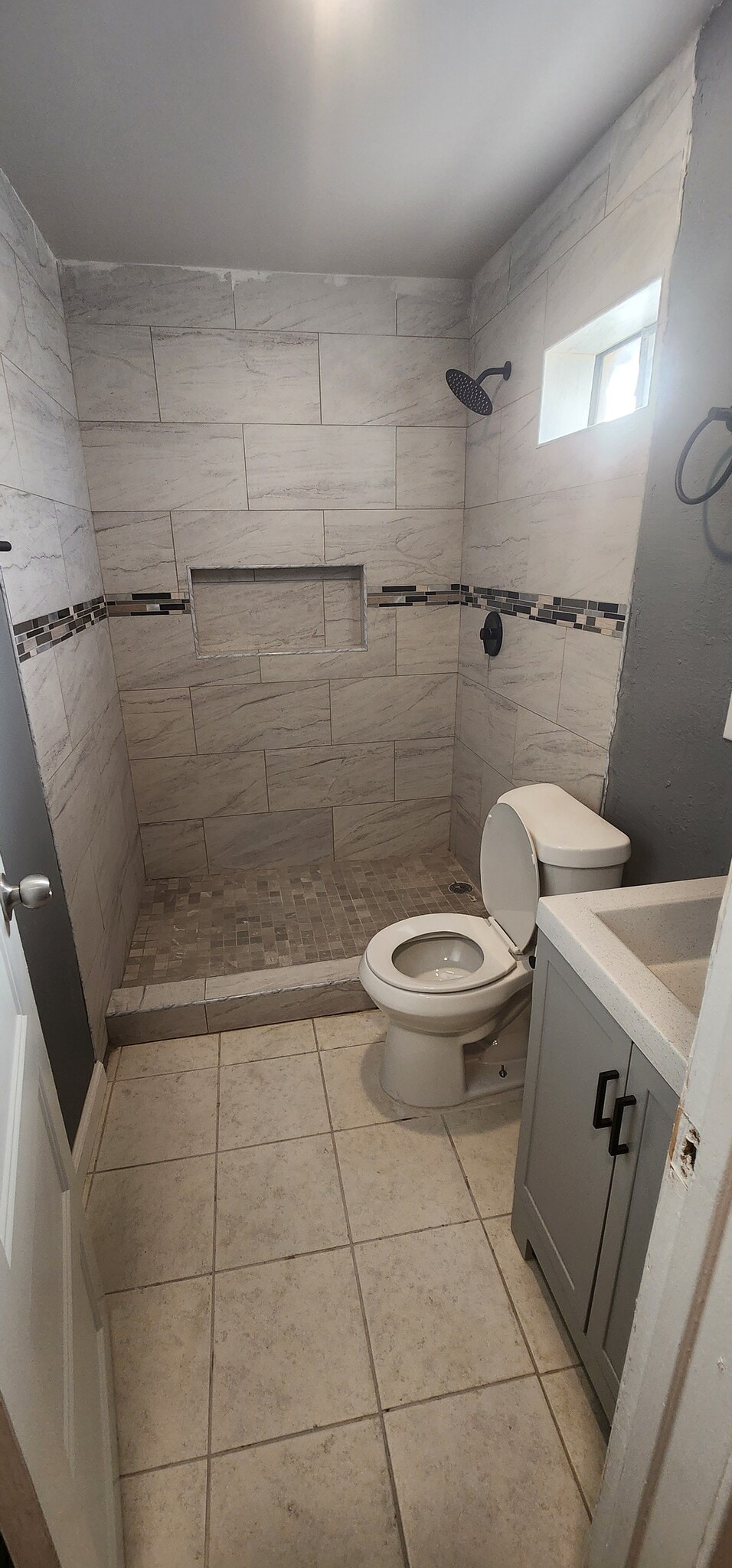 Building Photo - 1328 Andrews St