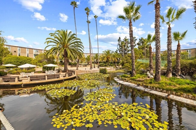 Building Photo - 3050 Rue D’Orleans