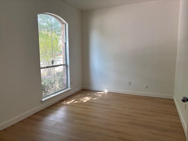 Building Photo - 183 Blossom Vly Strm