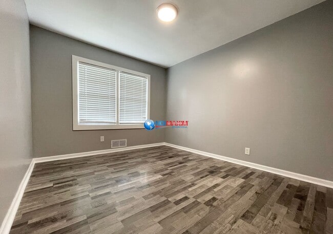 Building Photo - Newly RENOVATED ranch in Decatur