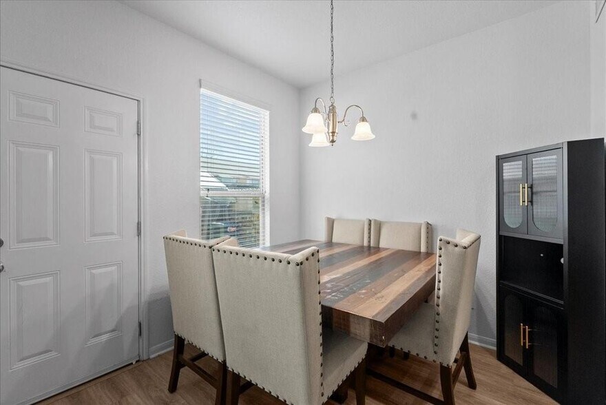 Building Photo - 17114 Amarose Dr