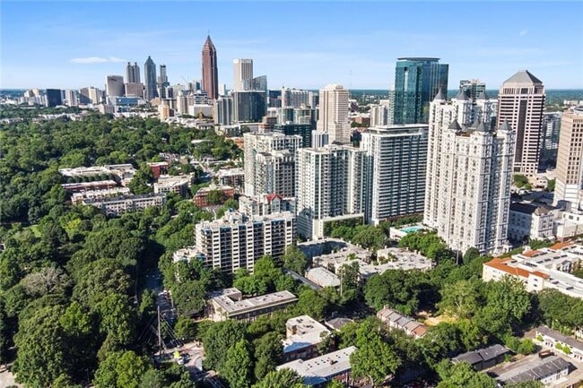 Building Photo - 1078 Piedmont Ave NE