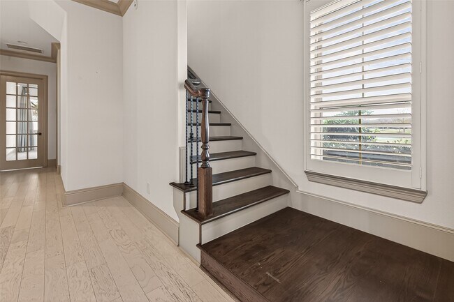 Building Photo - 722 Imperial Blvd