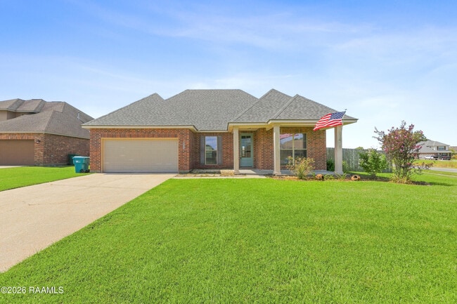 Building Photo - 100 Bristow Bayou Rd