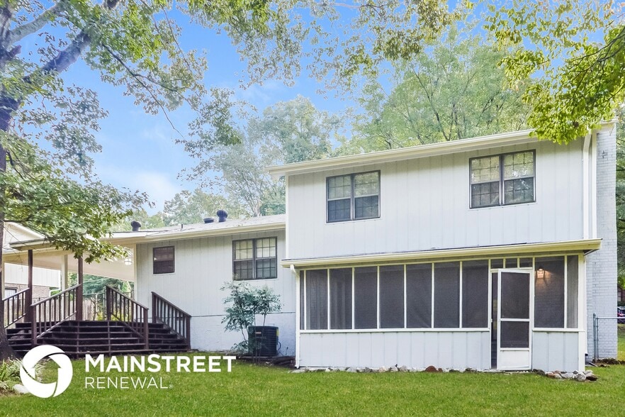 Building Photo - 8313 Creek St