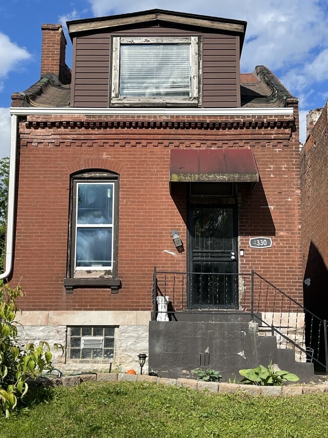 Primary Photo - 4330 Blair Ave