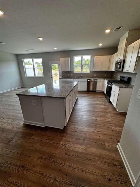 Building Photo - 420 Pt Pl Dr