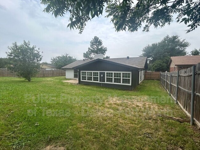 Building Photo - 6461 Starnes Rd