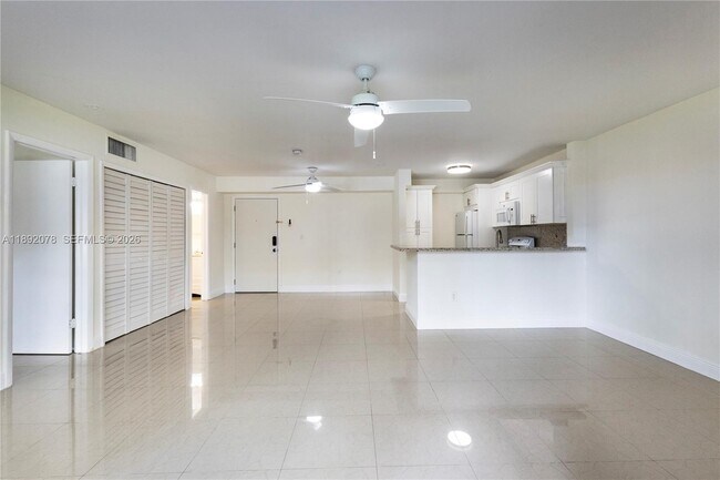 Building Photo - 8305 SW 72nd Ave