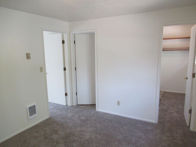 Building Photo - One Bedroom Apartment by Bush Park