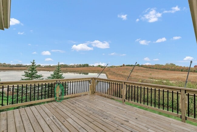 Building Photo - 2660 Harnish Dr