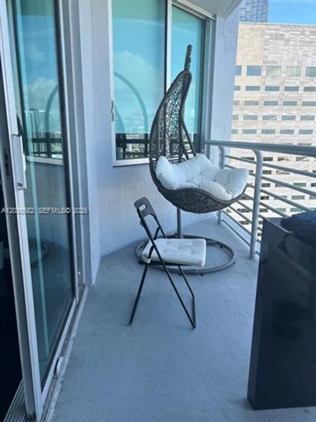 Building Photo - 335 Biscayne Blvd