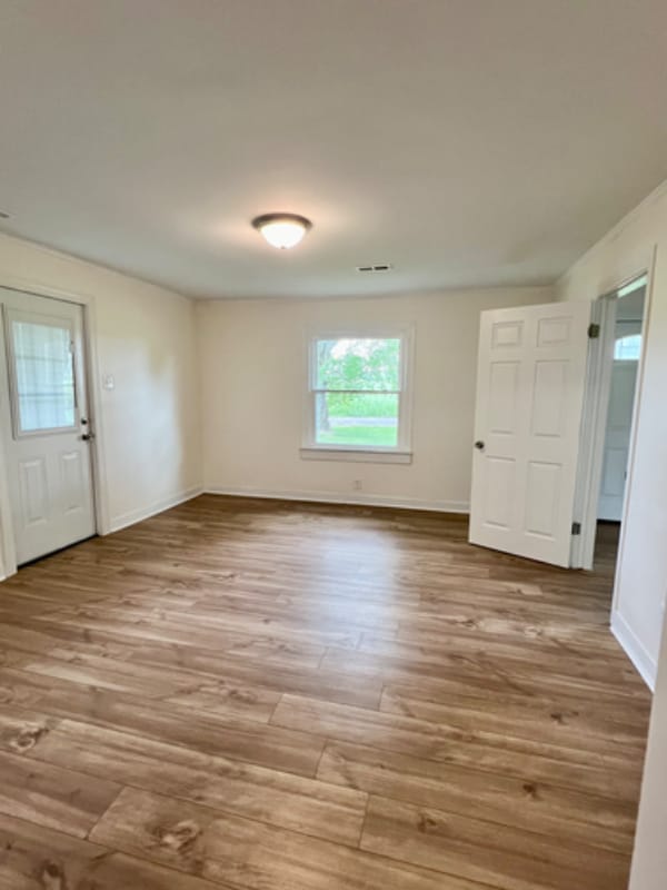 Building Photo - 1036 Blue Springs Rd