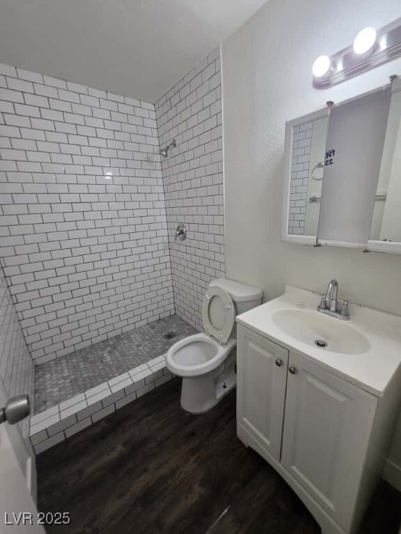 Building Photo - 1121 E Desert Inn Rd