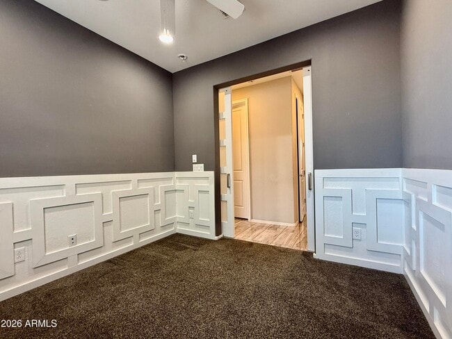 Building Photo - 9464 W Fallen Leaf Ln