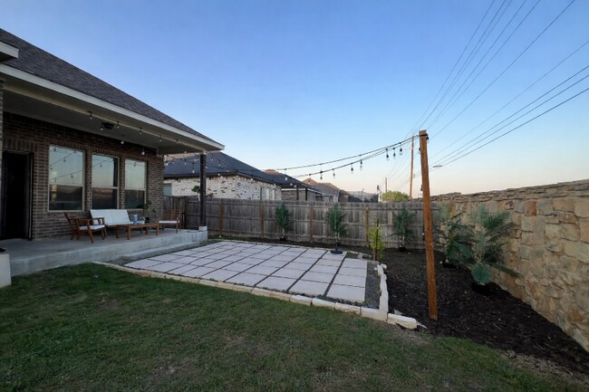 Building Photo - 14350 Gold Rush Pass