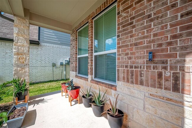 Building Photo - 3423 Hackberry Tree Ln