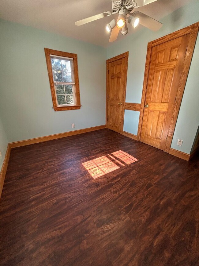 Building Photo - 2 Bedroom 2 Bath Home in Kill Devil Hills