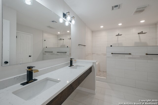 Building Photo - 3523 Hunters Cir