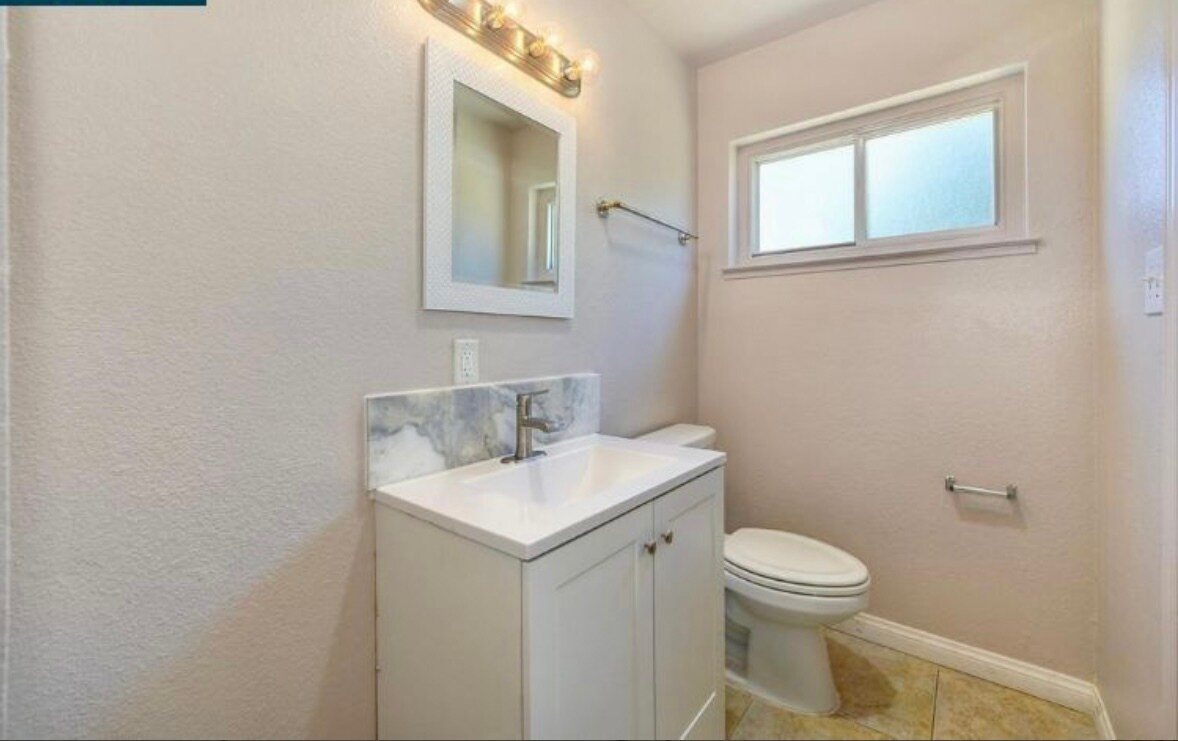 Building Photo - 7465 24th St