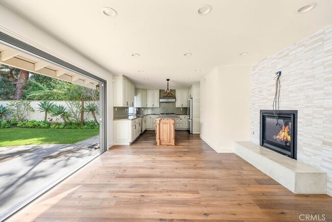 Building Photo - 2646 Basswood St