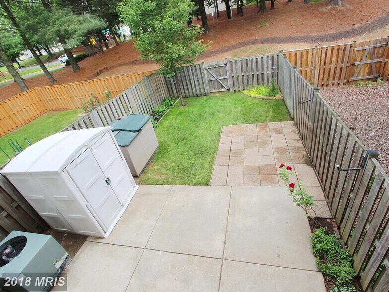 Building Photo - 15902 Yukon Ln