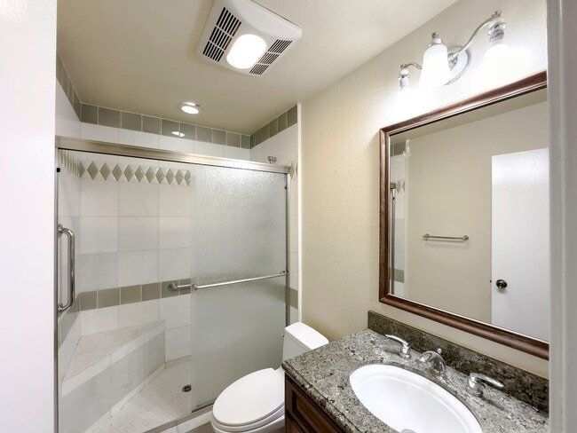 Building Photo - ~POOL HOME~ For Rent in Mission Viejo! 5 Bedrooms!