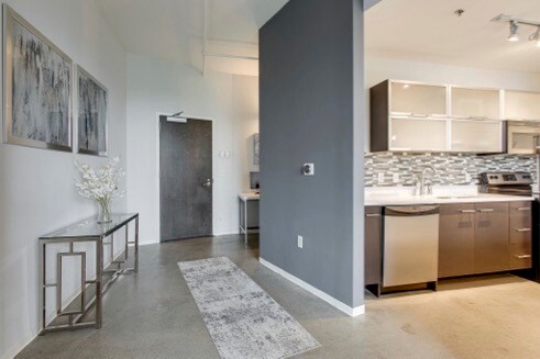 Building Photo - 2115 Yeaman Pl