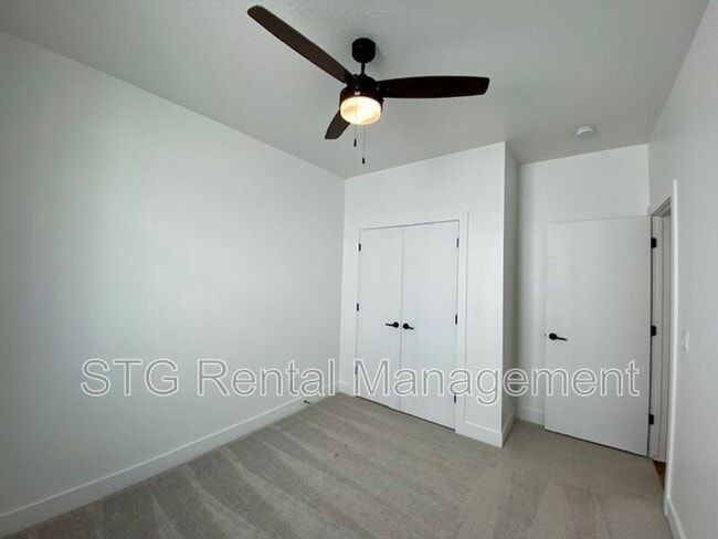 Building Photo - 152 S Desert Saguaro Ln