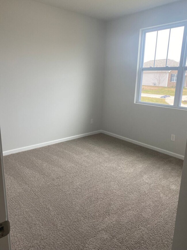 Building Photo - New Construction - 4 bedroom 2 full baths