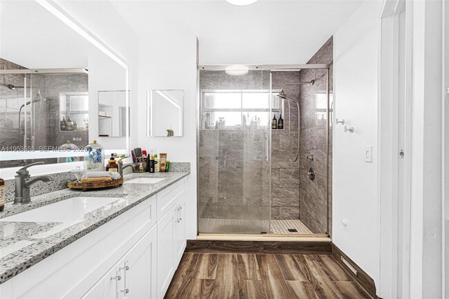 Building Photo - 1975 NW 191st Ave