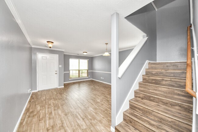 Building Photo - 19215 Terra Forest Ct